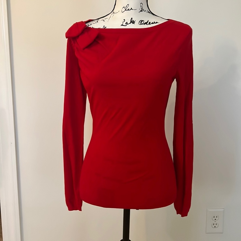 Valentino red viscose and polyester blend form fitting sweater
